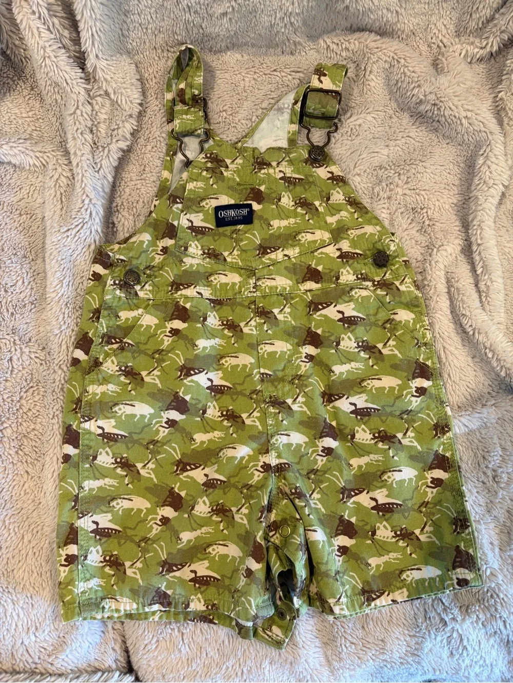 OshKosh B'gosh Green Camo Bug Print Overalls 18m